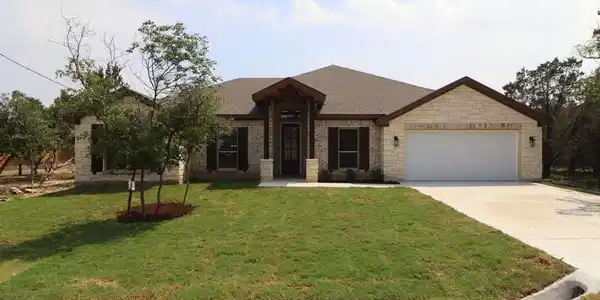 15945 Salado Drive