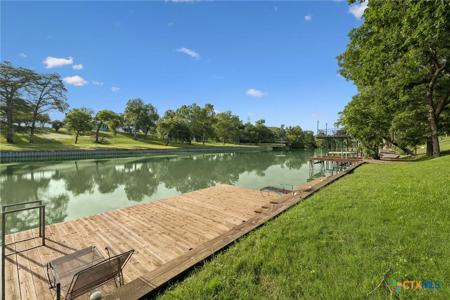 360 Shangrila Lane