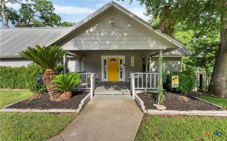 302 Shangrila Lane