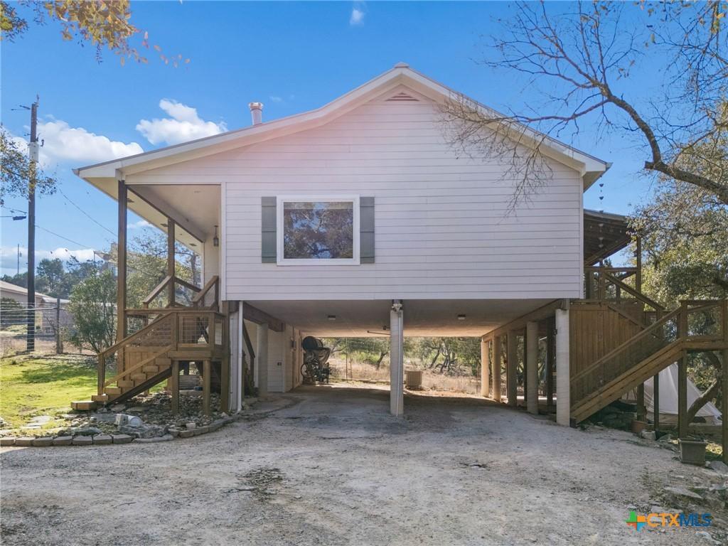 Image 3: 4 car carport
