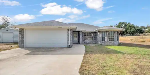 553 Lonesome Oak Drive