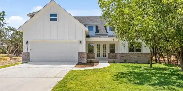 15851 Salado Drive