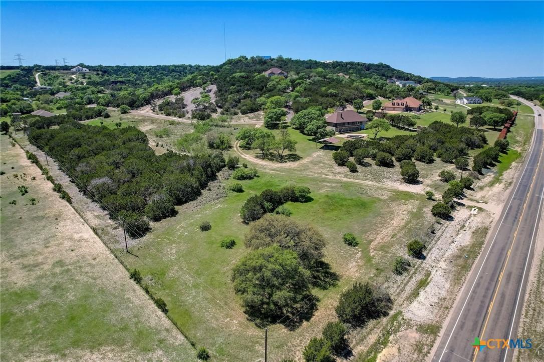 Image 4: The clump of trees on the left is this tract of la