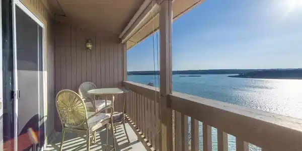 2 Cliffhouse Drive