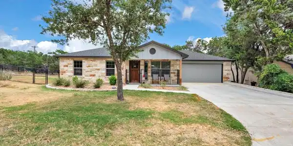 3 Sandlewood Drive