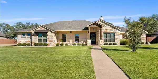 663 Quitman Court