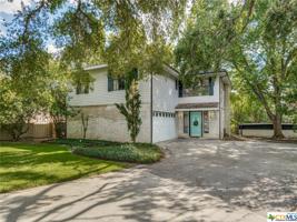 137 Trelawney Street