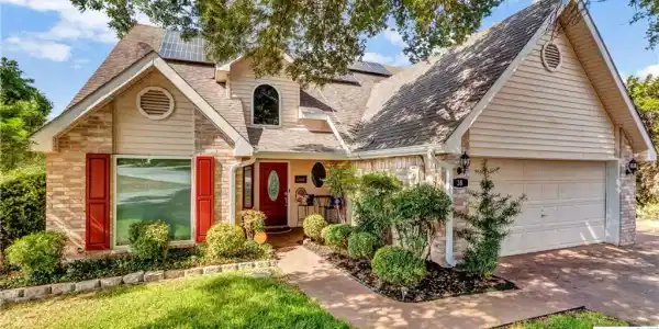 38 Beachcomber Drive