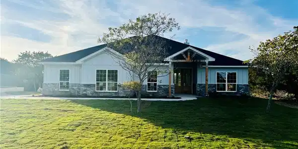 5512 Cliff Lane