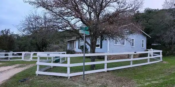 201 Berry Lane