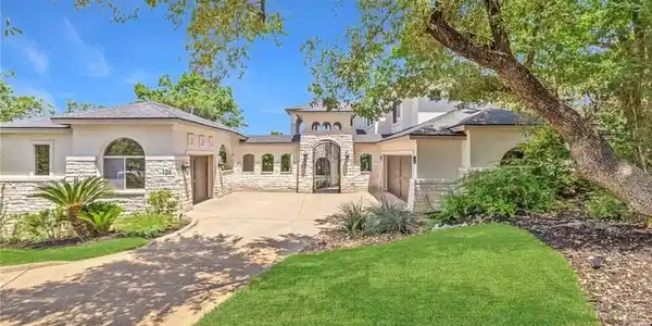 124 Schooner Drive