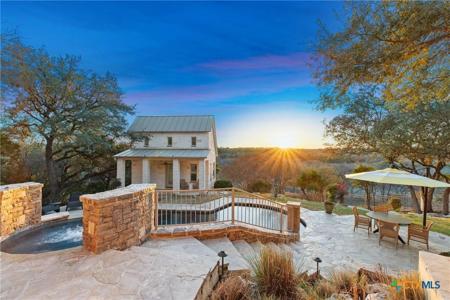 954 Riverforest Drive