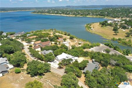 1799 Lakeside Drive