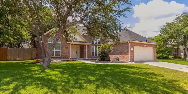2801 Amber Forest Trail Trail