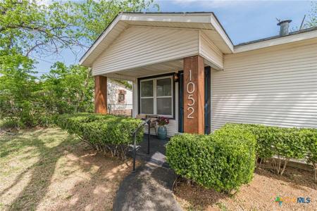 1052 Dunlap Drive