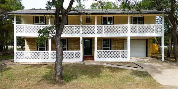 14 Hickory Drive