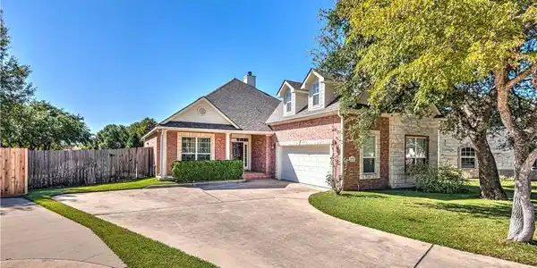 2707 Garden Brook Trail