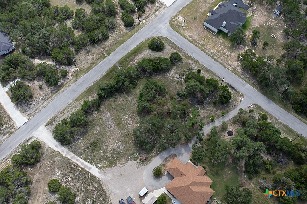 Image 3: LEVEL CORNER LOT w/TREES & w/300 amp already insta