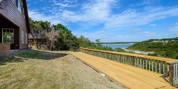 5163 Denmans Loop