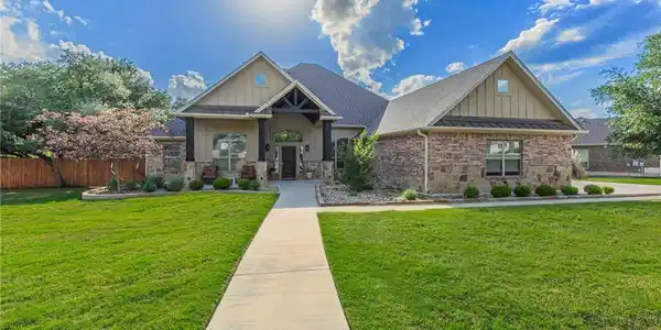 8 Daingerfield Cove