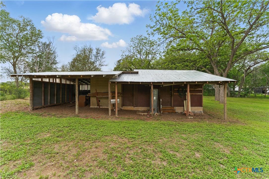 Image 4: Stall, Green House, Workshop