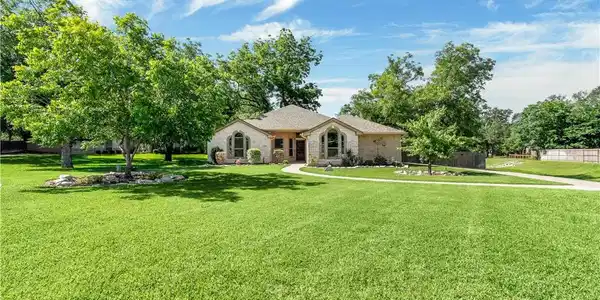 835 Ridgeoak Drive