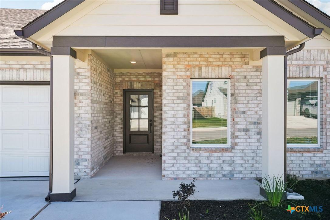 Image 4: 4-web-or-mls-3732 Canby Oak Blf-S1901-004