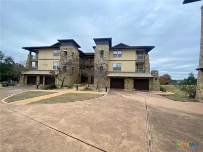6704 Lantern View Drive
