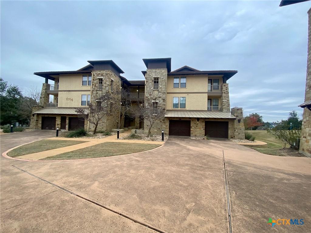 Image 1: exterior