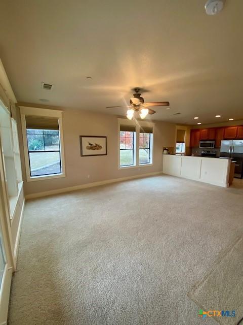 Image 3: living/kitchen