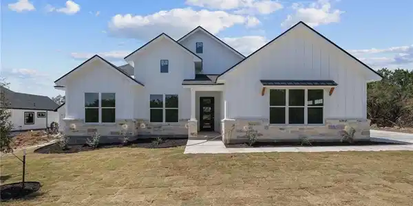 5140 Comanche Drive