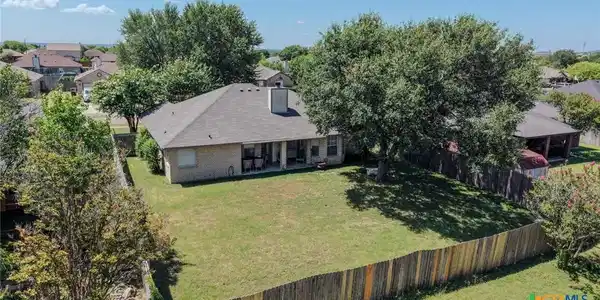 4215 Mallard Lane