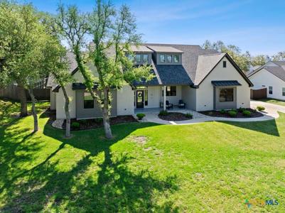 10 Riverstone Parkway