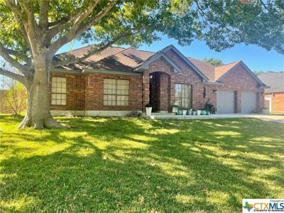 2352 Country Grace