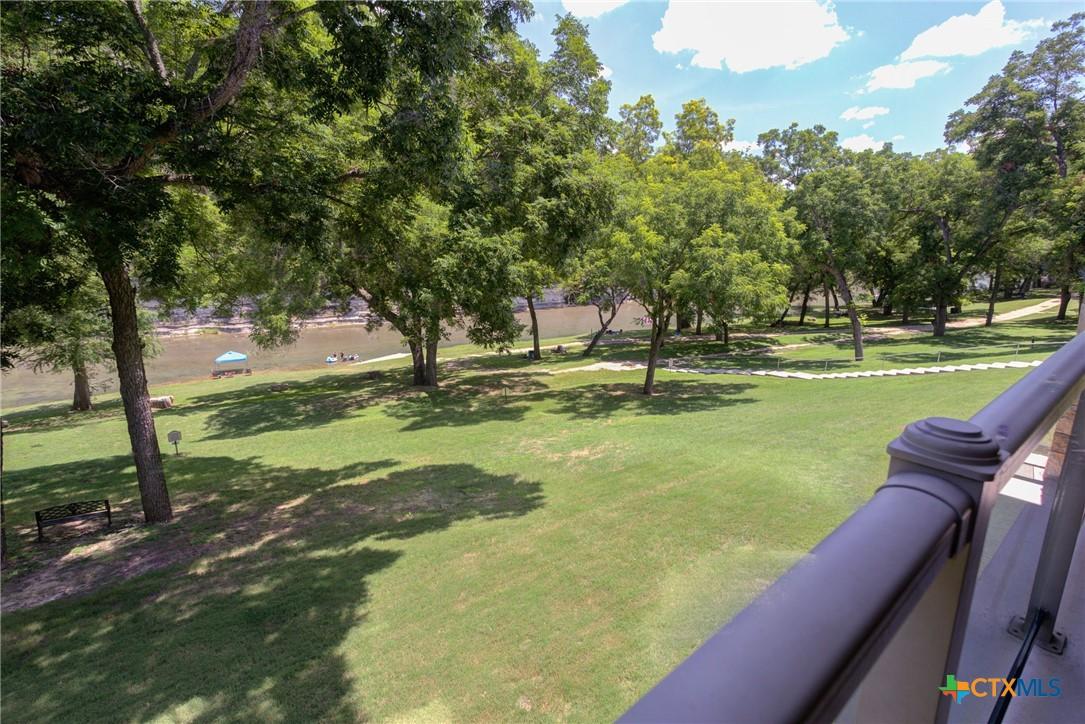 Image 2: BEAUTIFUL Guadalupe River Views from this 2nd stor