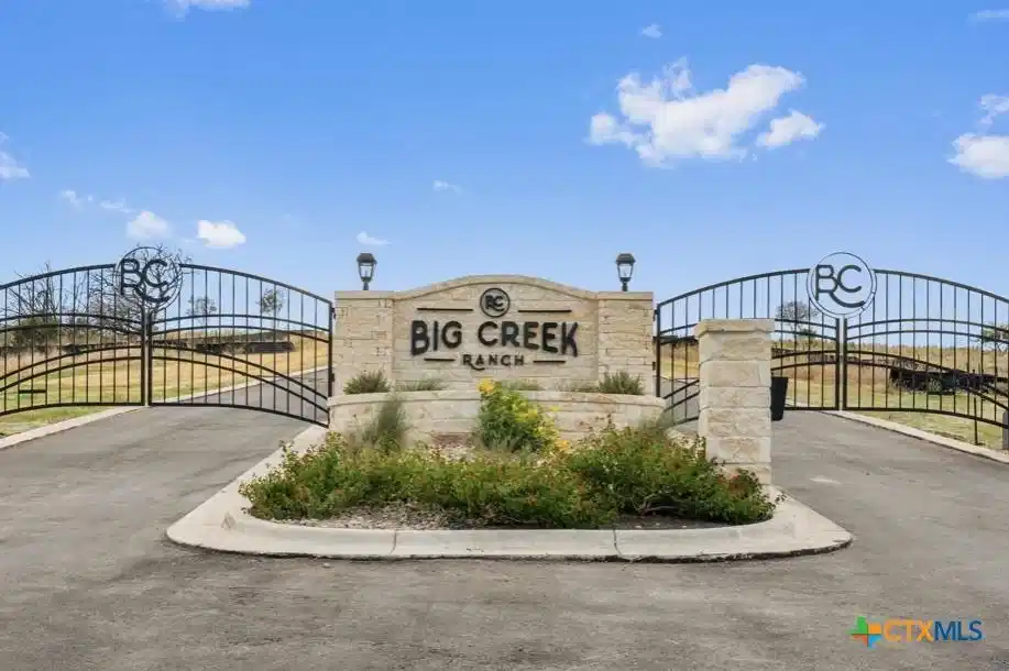 Image 1: SECURITY ENTRANCE