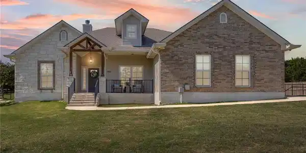 15821 Salado Drive