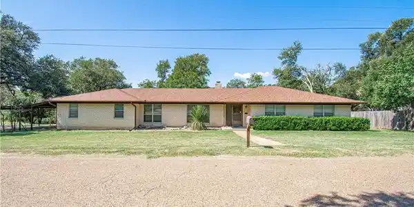 1 Timberline Drive