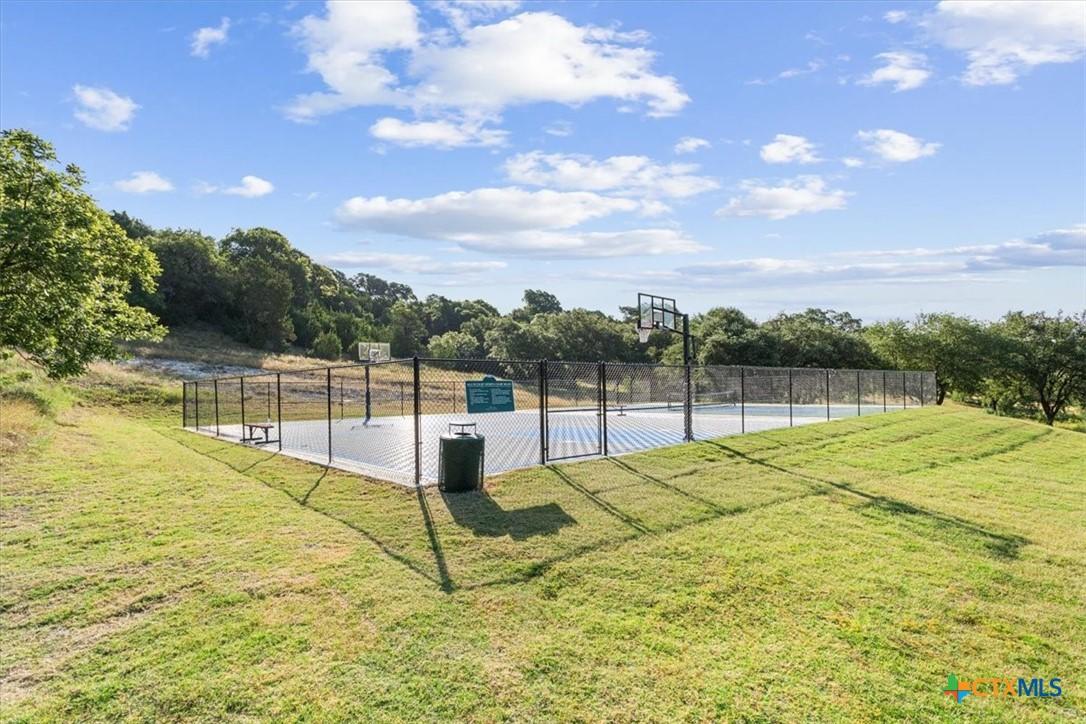 Image 3: Community Amenities