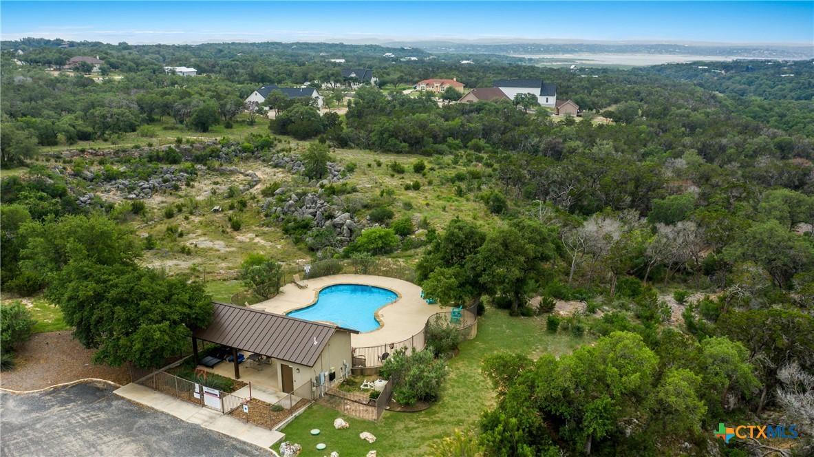 Image 2: Neighborhood Pool w/view of Canyon Lake