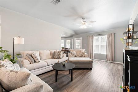 2110 Lincoln Court