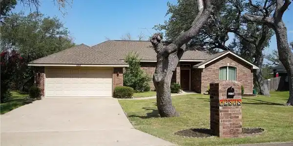 12818 Stonegate Trail
