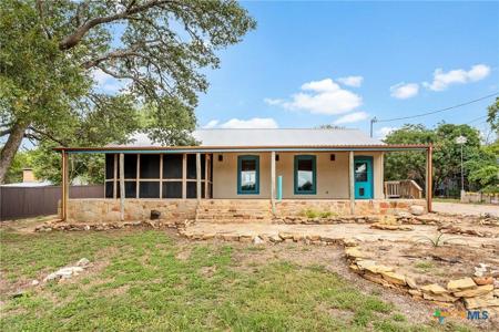 3707 Comanche Drive