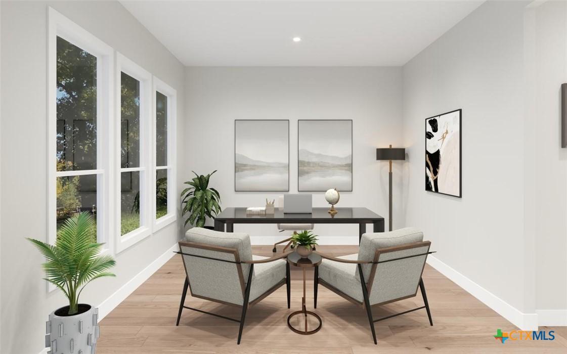 Image 4: Interior Image