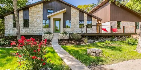 4479 Lakeview Drive