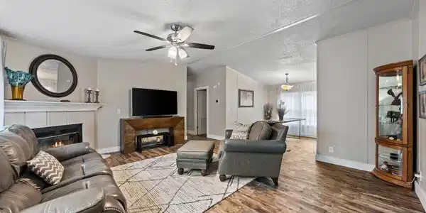 14921 Cart Road