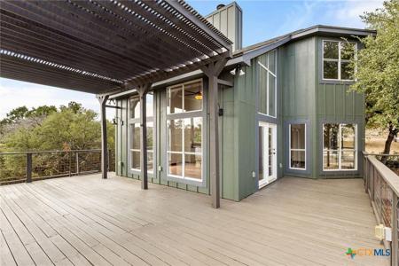 1815 Lakeside Drive