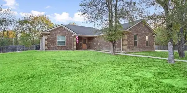 9 Shetland Drive