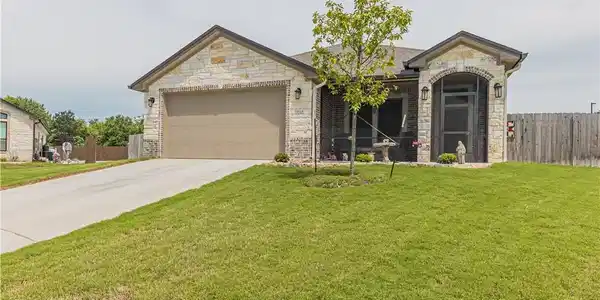 3518 Leaning Tree Cove