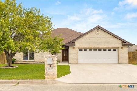 809 Saint James